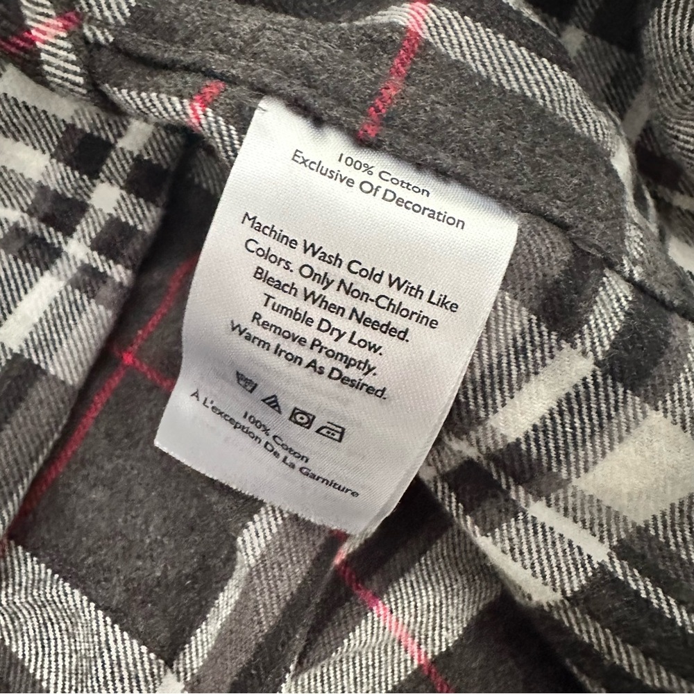 NWT Eddie Bauer Black, White, and Red Plaid Cotton Button Down Shirt - Picture 8 of 10